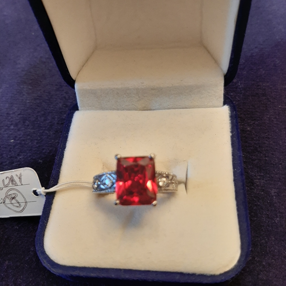 Ladies jewelry